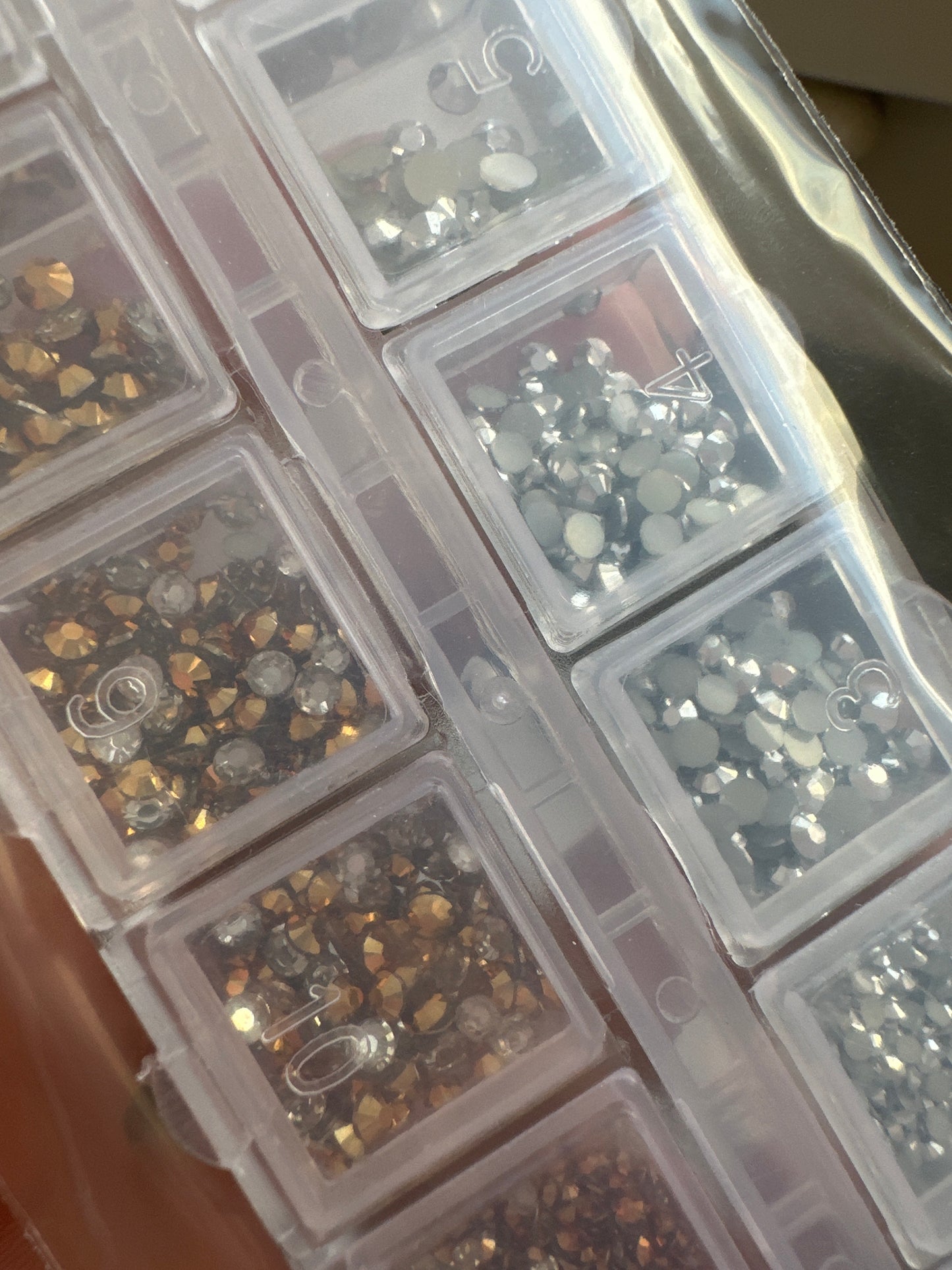 Strass Steine Gold und Silber