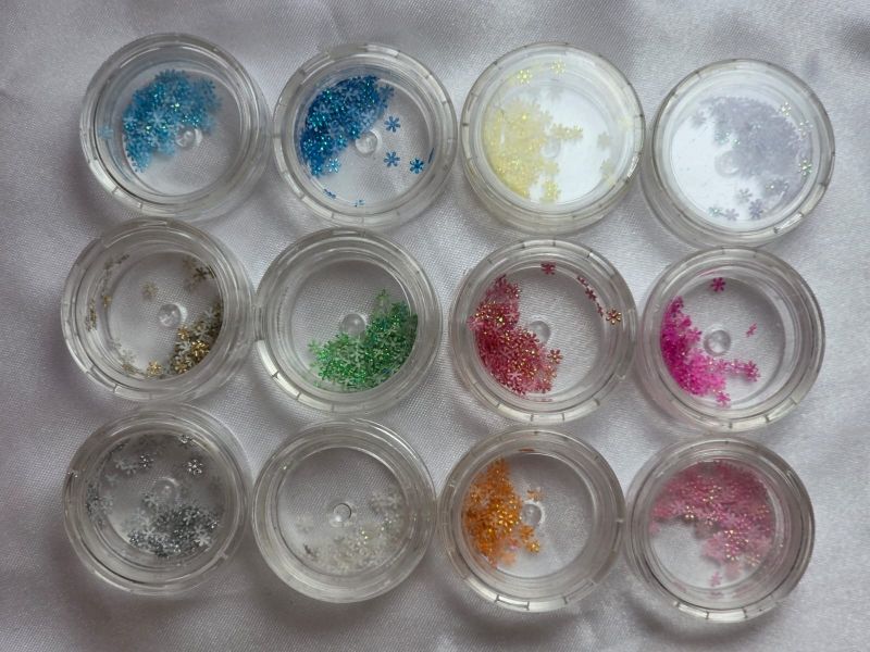Stoff Blumen 2mm Set 12 Dosen