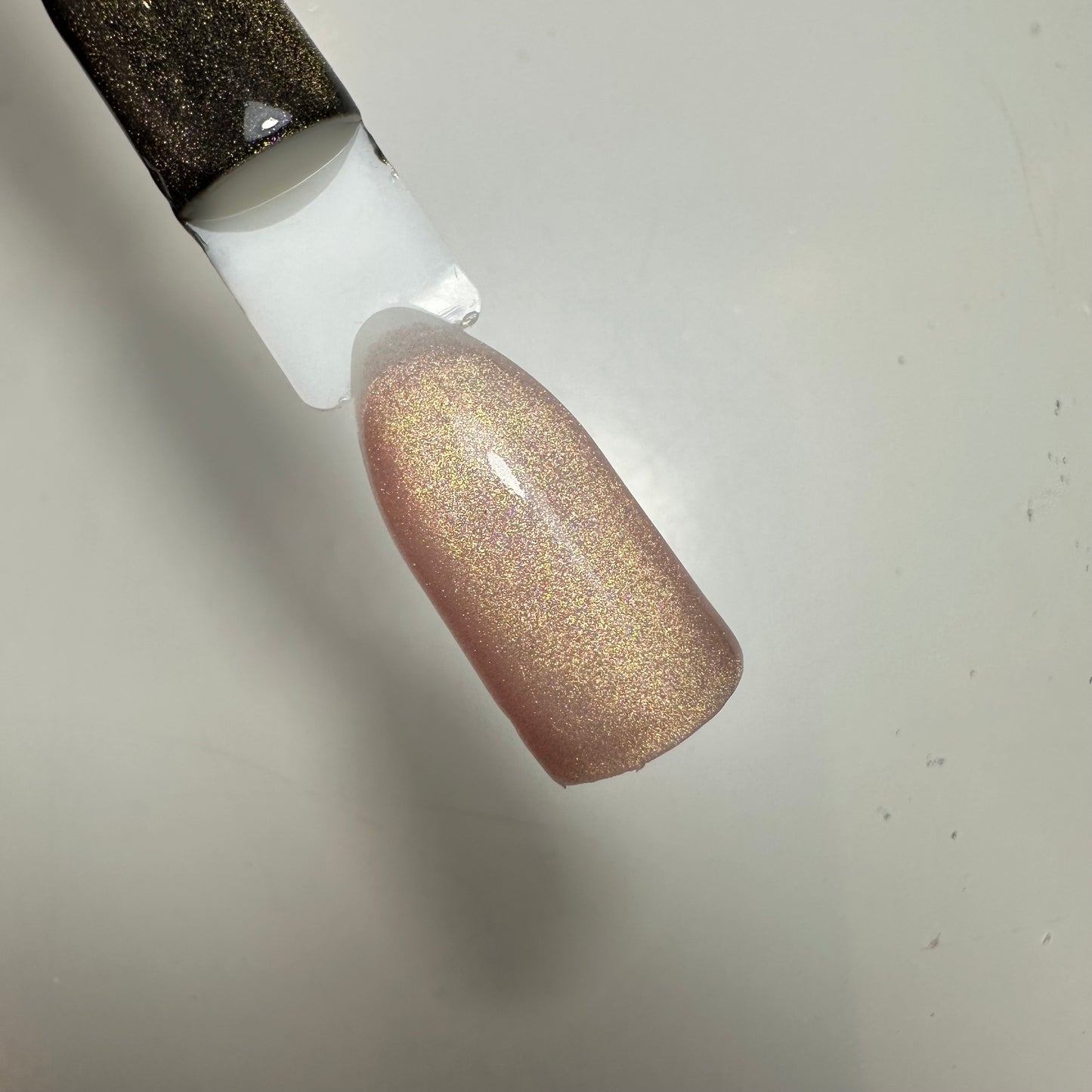 Cat Eye Gel Polish (Rose gold) | 10 ml