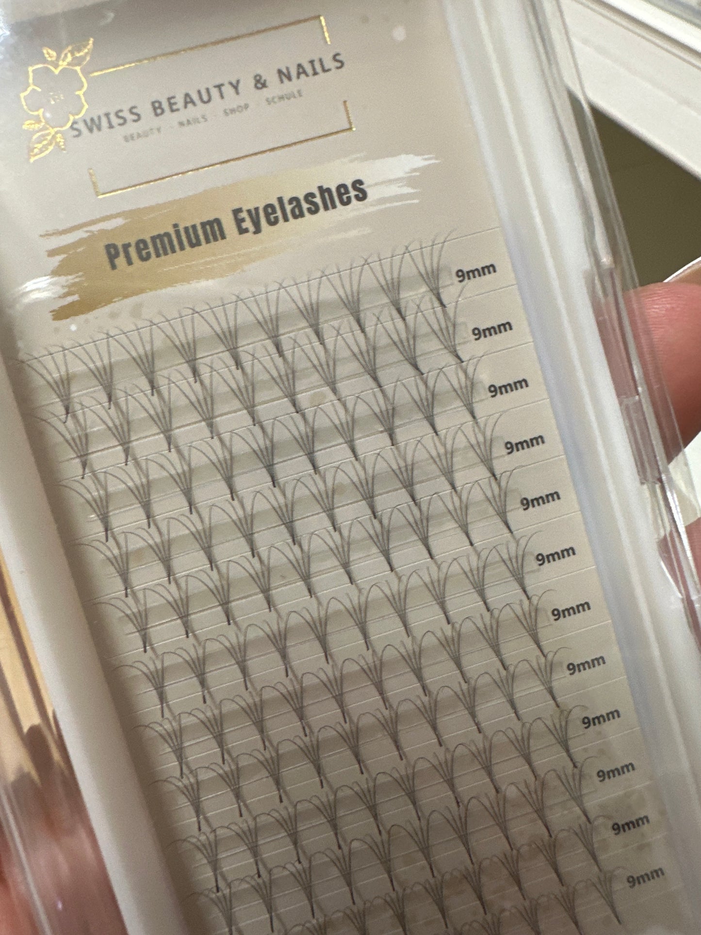 Fertigfächer Volumenfächer Wimpern 4D 9mm 0.05 D SBN