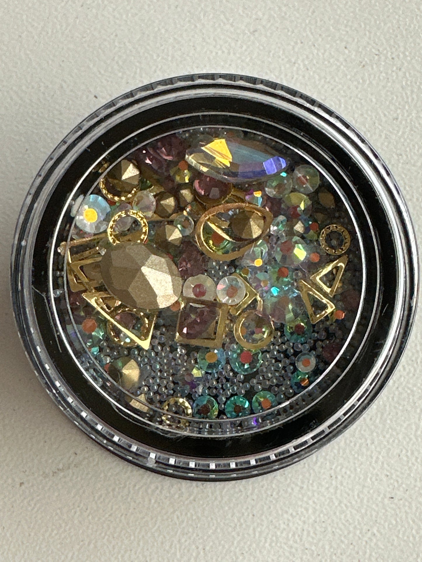Strass Mix Box Nailart lila