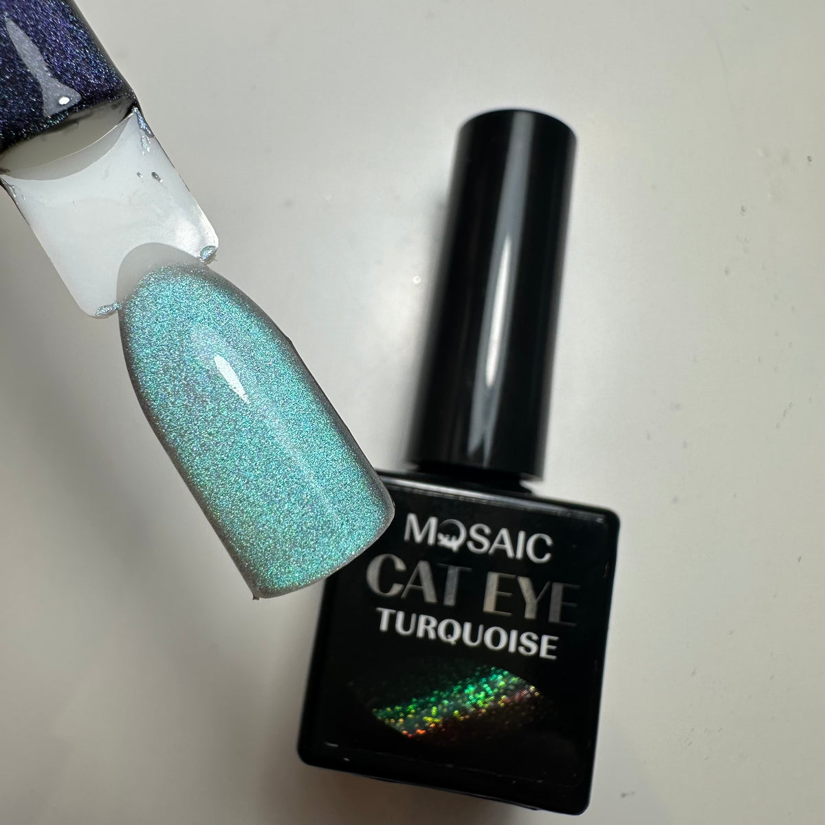 Cat Eye Gel Polish (Turquoise) 10 ml